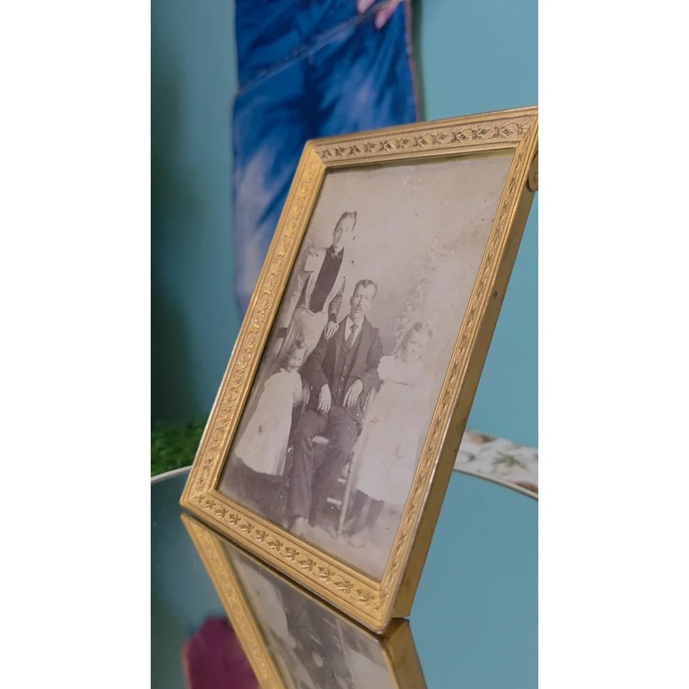 Antique Ivy Leaves Easel Gilt  Metal Photo Frame with Patent Number